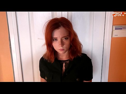 ❤️ Guarda de Segurança Punida Mulher Bonita por Roubo em Loja - Cum In Mouth ️❌ Sexo vídeo em nós ❌