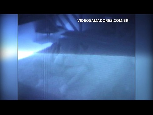 ❤️ O marido filma a mulher a foder o vizinho e descobre que ele é um cornudo ️❌ Sexo vídeo em nós ❌