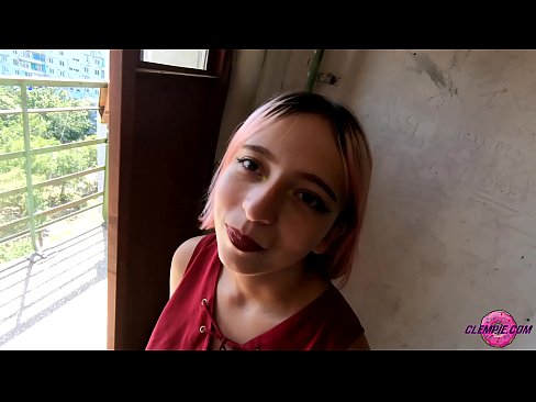 ❤️ Estudante Sensual Chupa um Estranho no Outback - Cum On His Face ️❌ Sexo vídeo em nós ❌